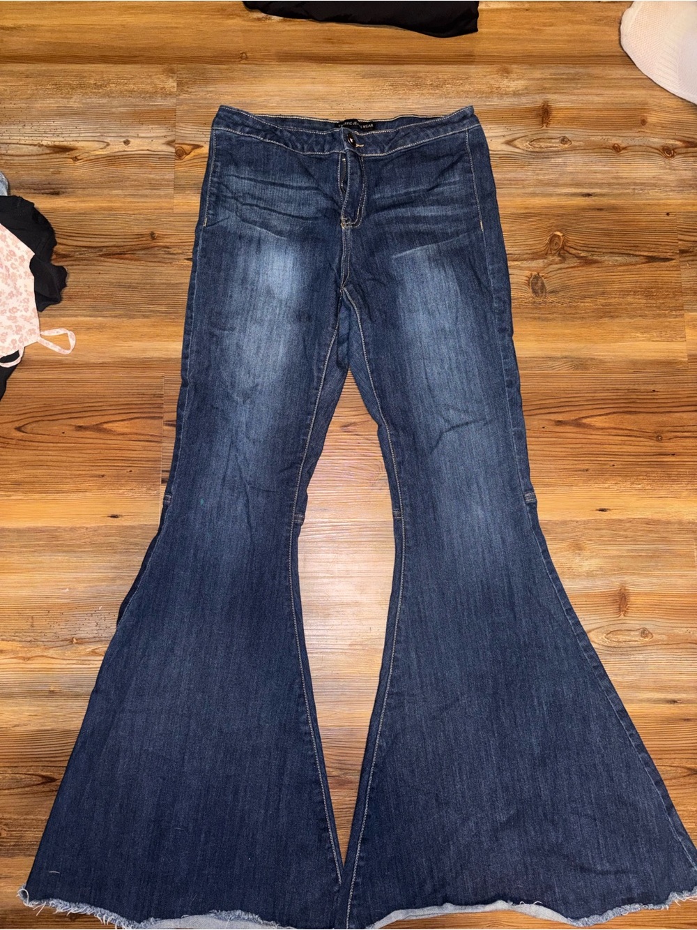 Traffic Wide-Leg Flare Jeans in Dark Blue